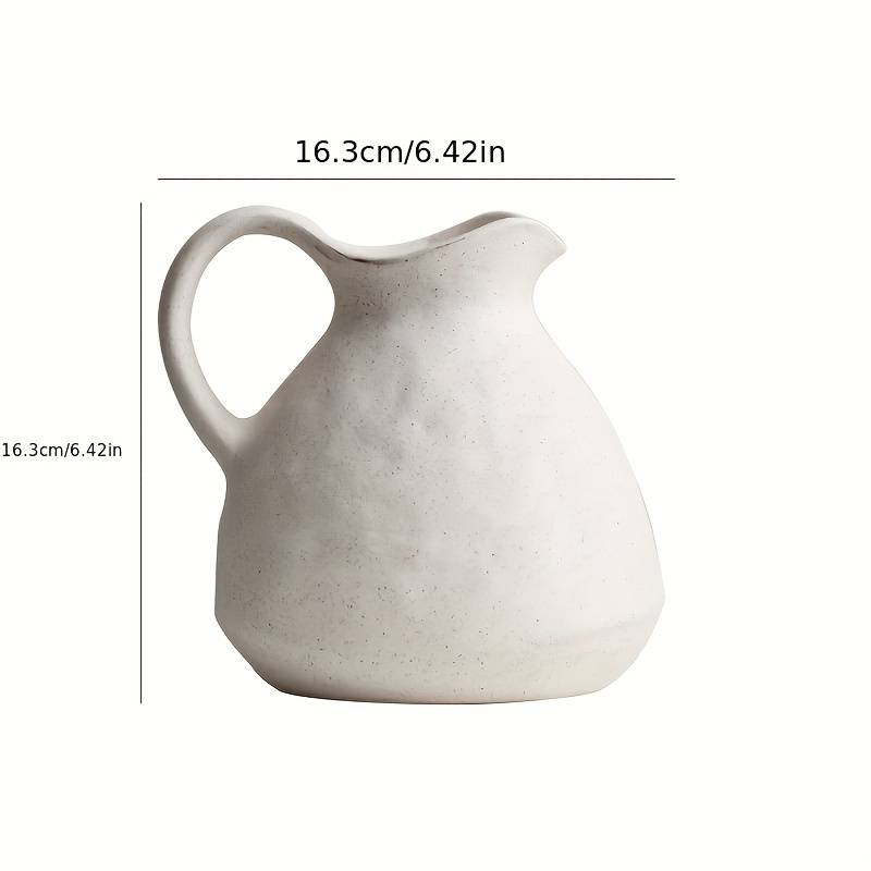 Kleine Krugvase aus Keramik